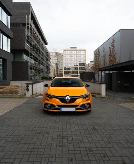 renault parts orange parking